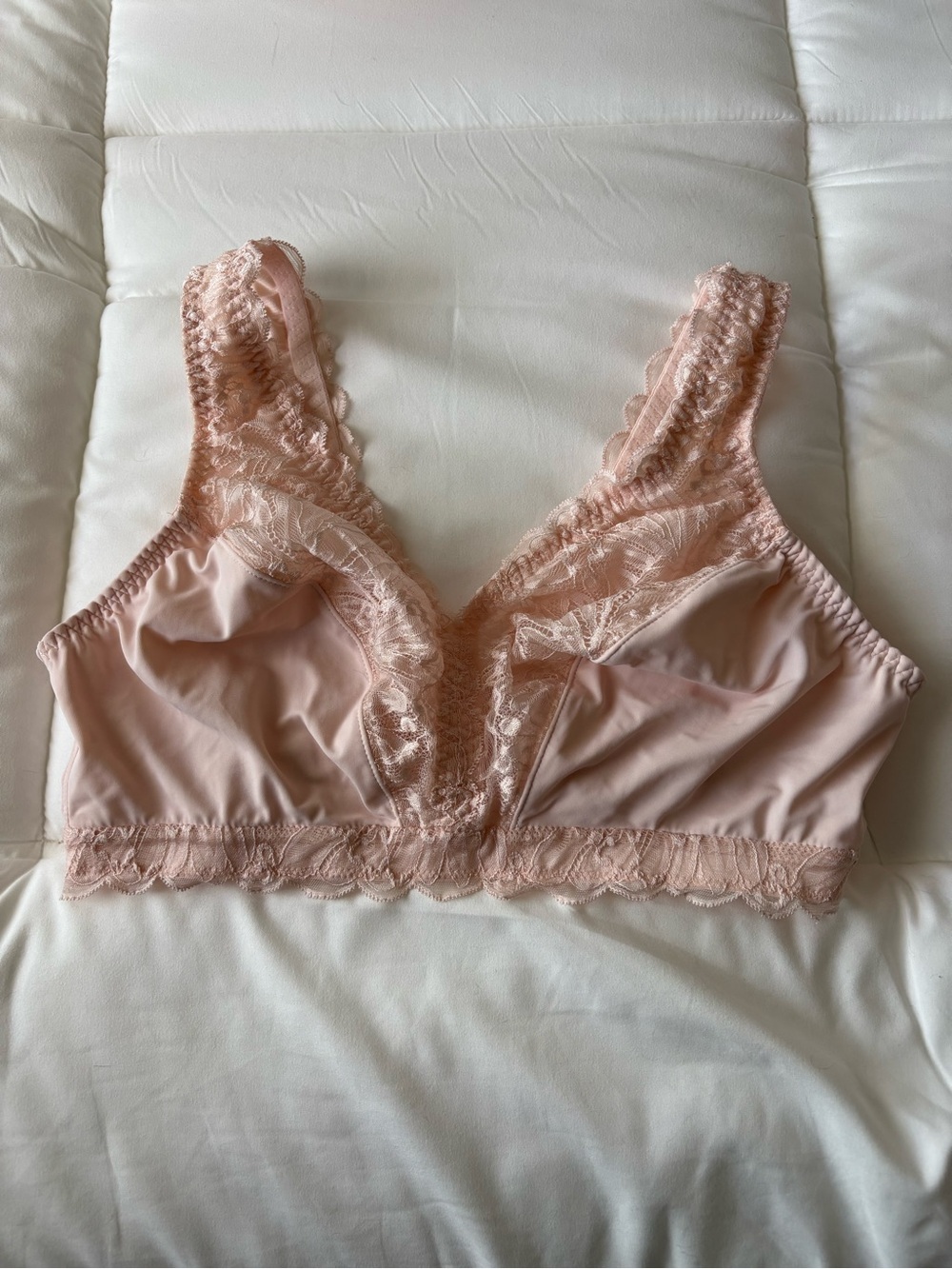 Breezies Lace-Trim Bralette in Blush